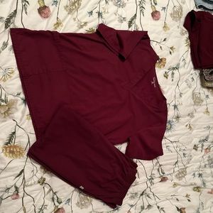 Butter Soft Women’s Scrub Set